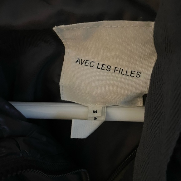 Avec Les Filles - Picture 4 of 5